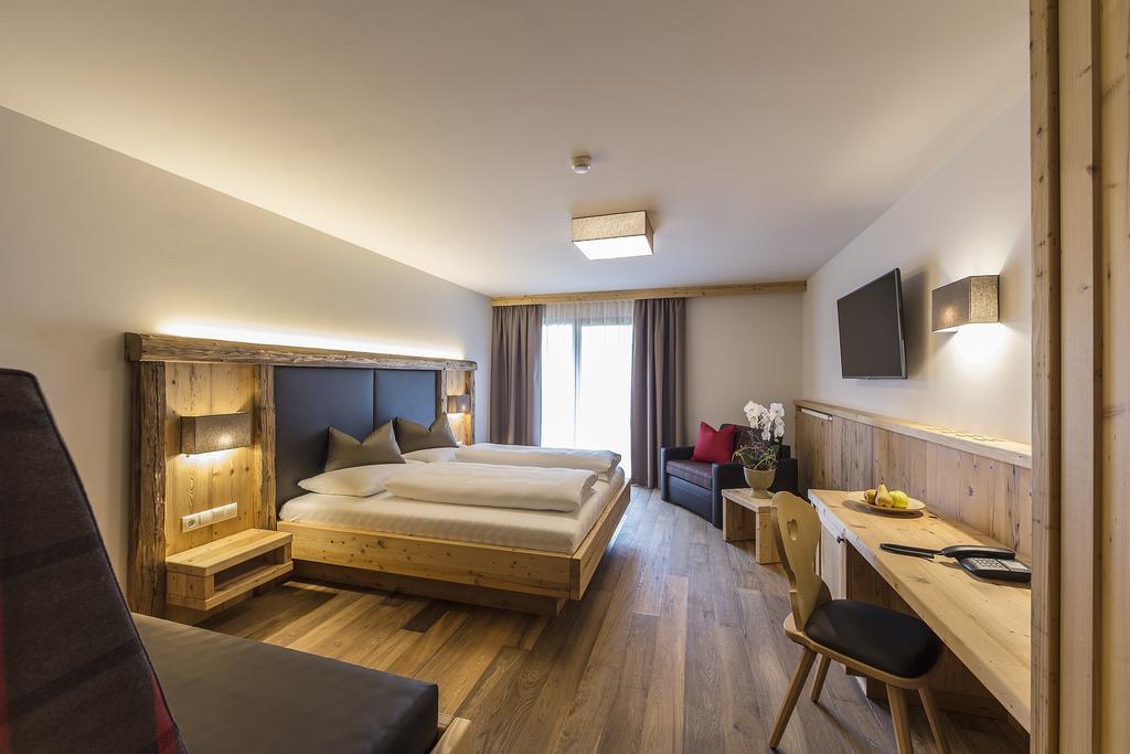 Hotel Anewandter Brunico Quarto foto