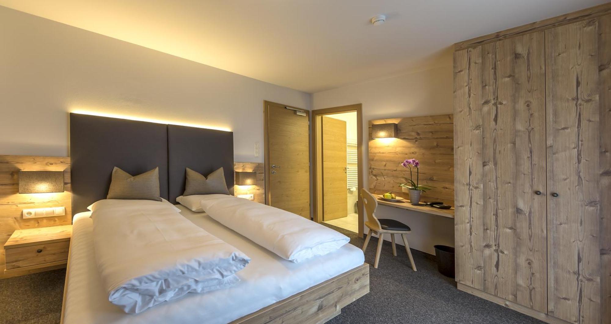 Hotel Anewandter Brunico Quarto foto